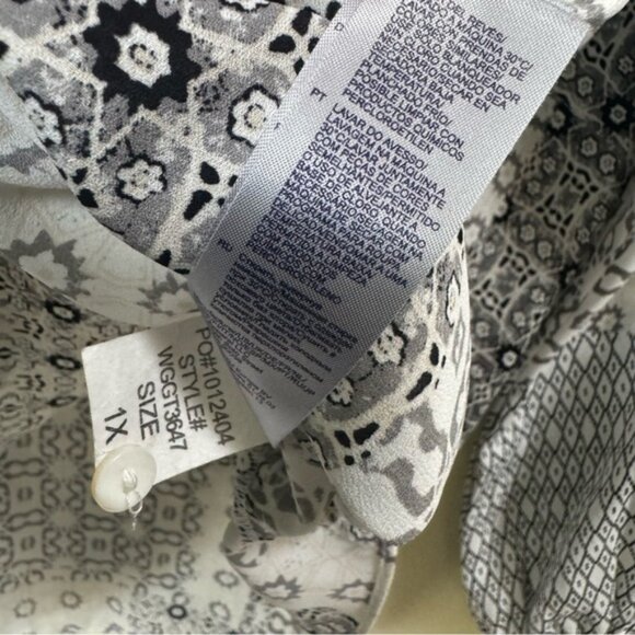 NYDJ NEW Pintuck Blouse Flowy Print Patchwork Top Split Round Neck Minimalist 1X - Picture 11 of 16